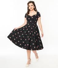 Load image into Gallery viewer, UNIQUE VINTAGE- BLACK DOTTED ROSE PRINT DRESS
