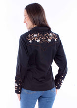 Load image into Gallery viewer, SCULLY- FLORAL EMBROIDERED WESTERN BLOUSE
